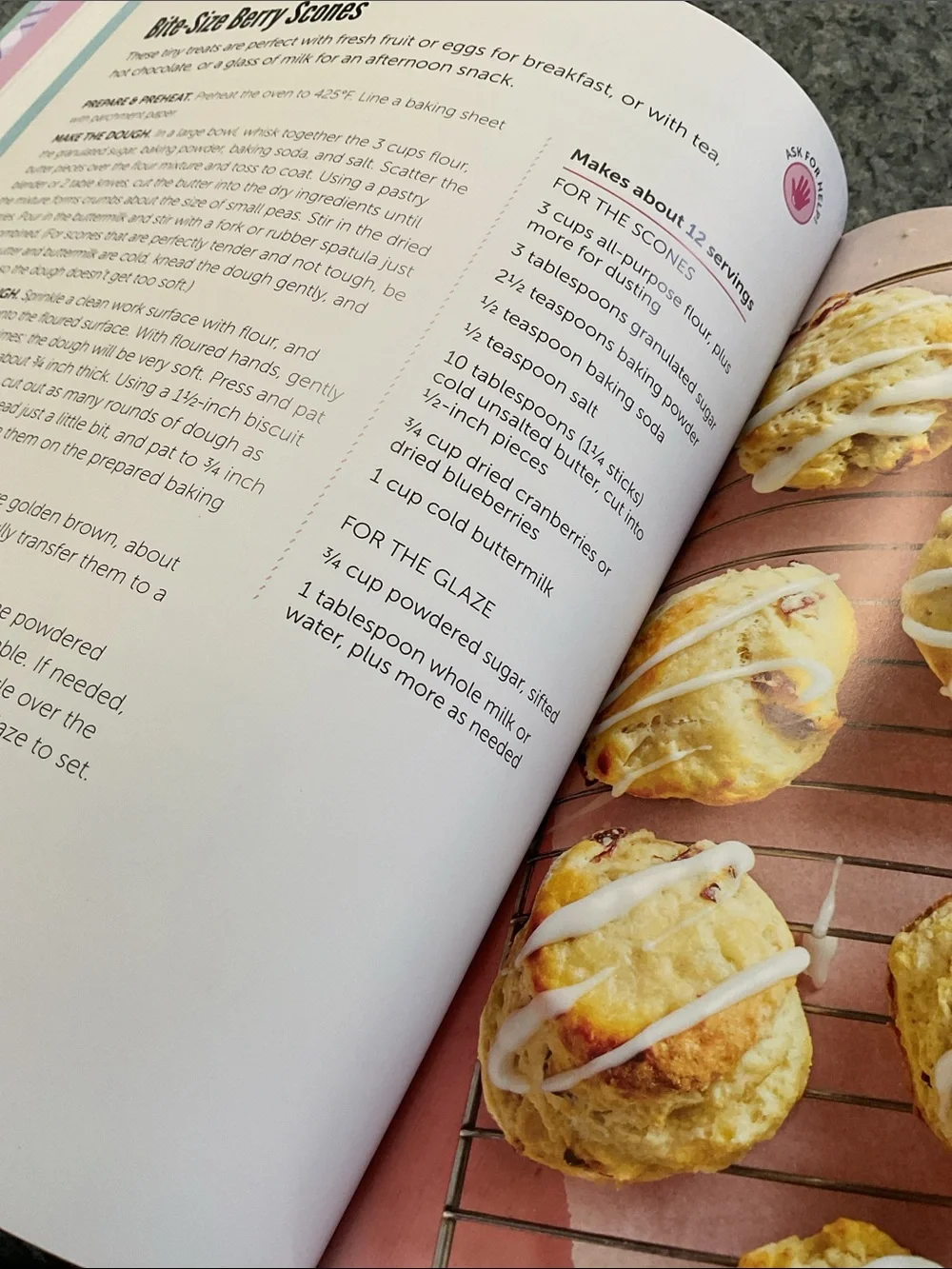 🥣 Barbie Cooks! Cookbook. New!